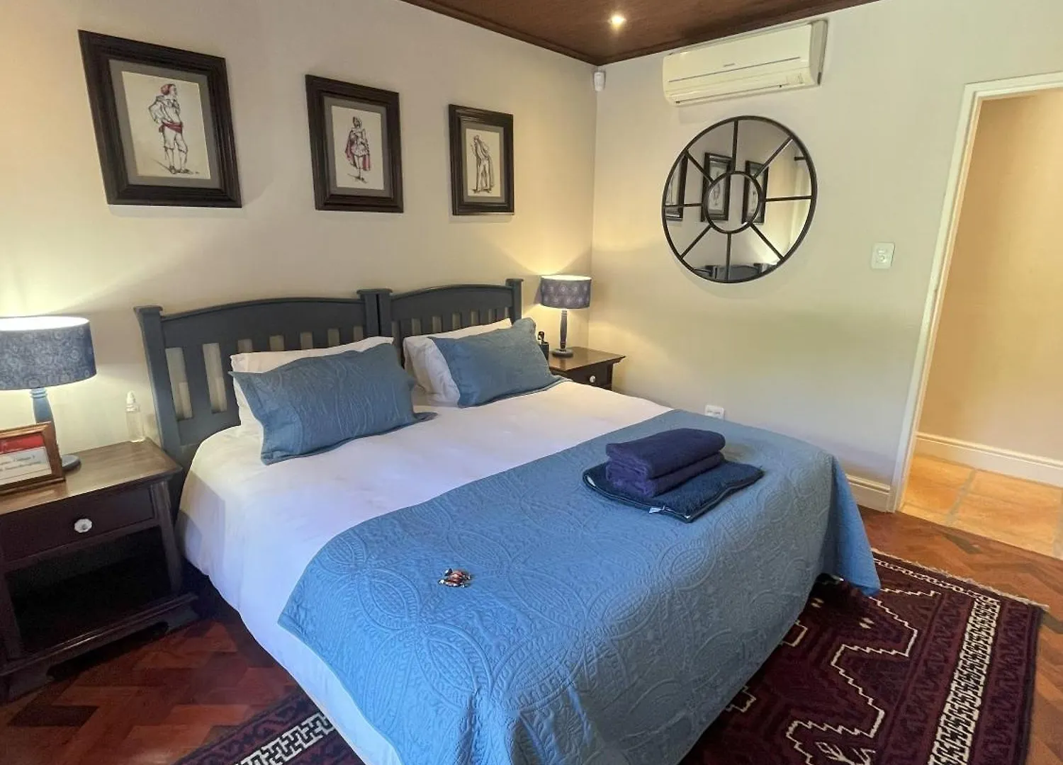Pinoak Cottages - Constantia Cape Town Guest house