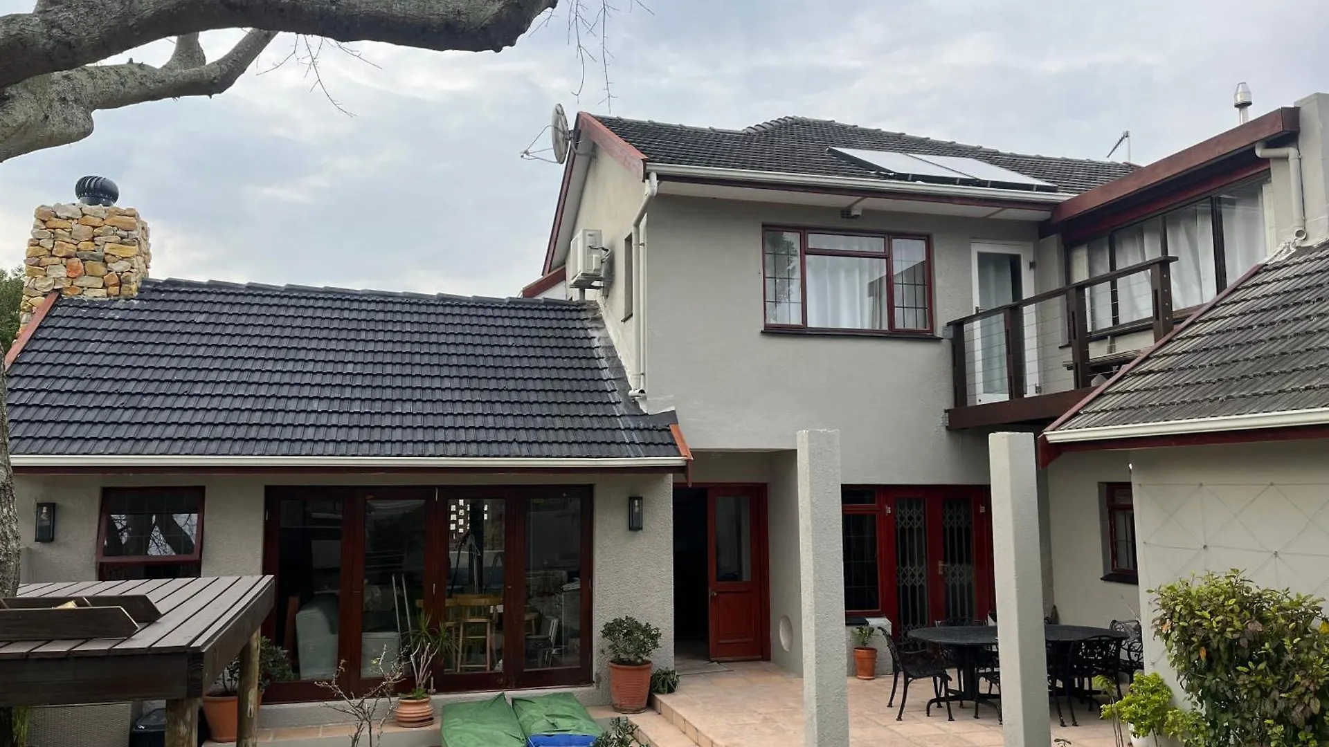 *** Guest house Pinoak Cottages - Constantia Cape Town South Africa