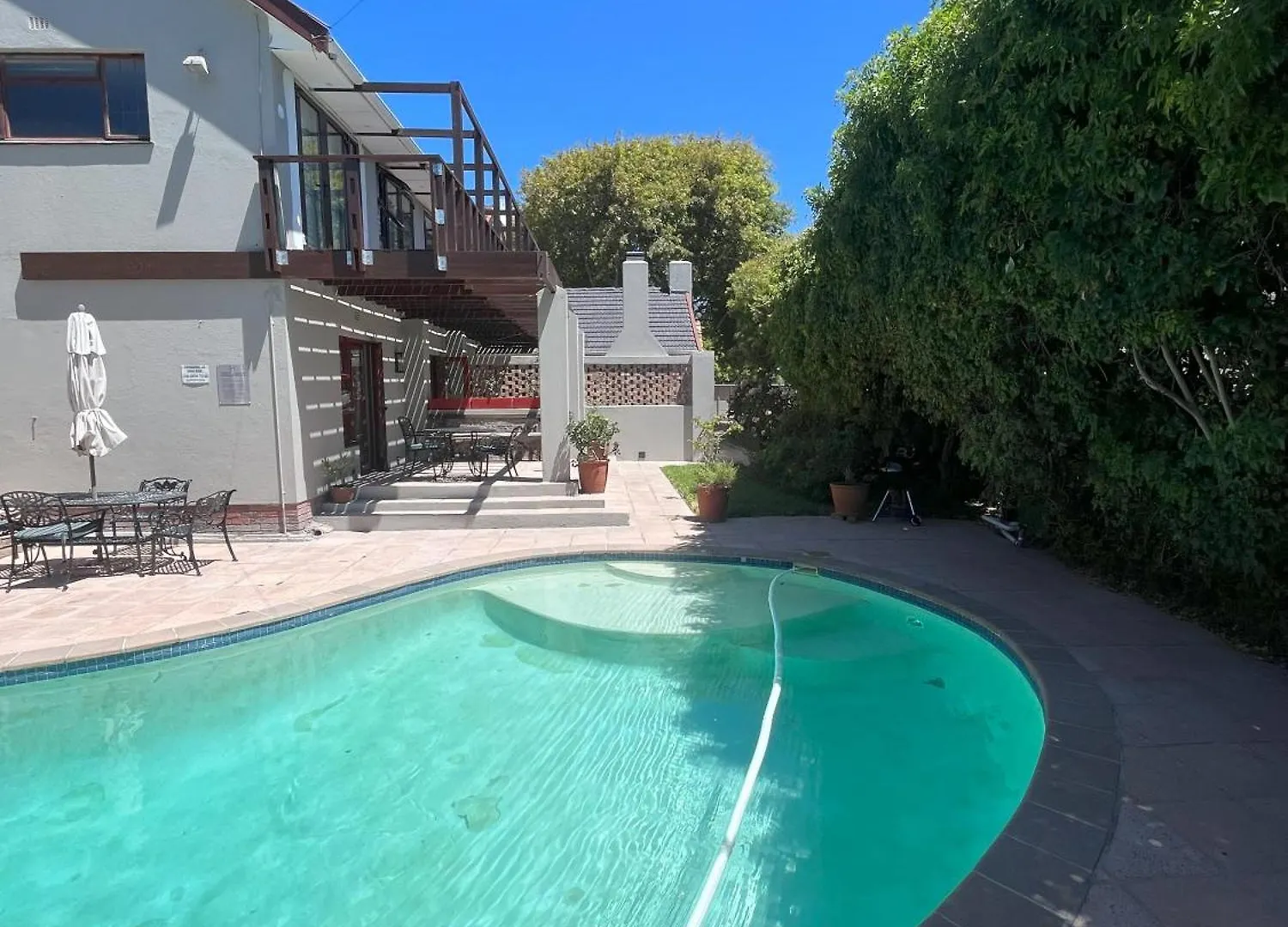 Pinoak Cottages - Constantia Cape Town South Africa