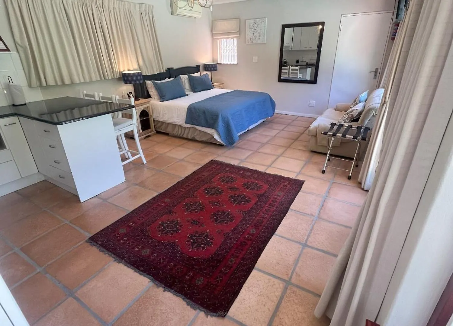Pinoak Cottages - Constantia Cape Town Guest house