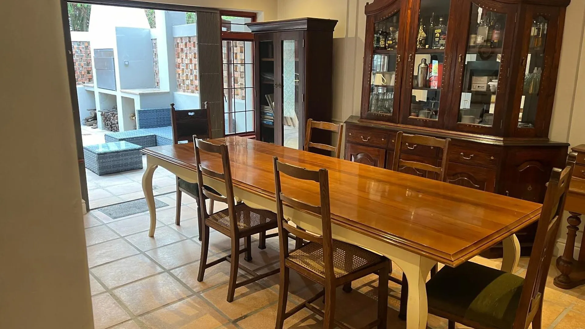 Pinoak Cottages - Constantia Cape Town Guest house